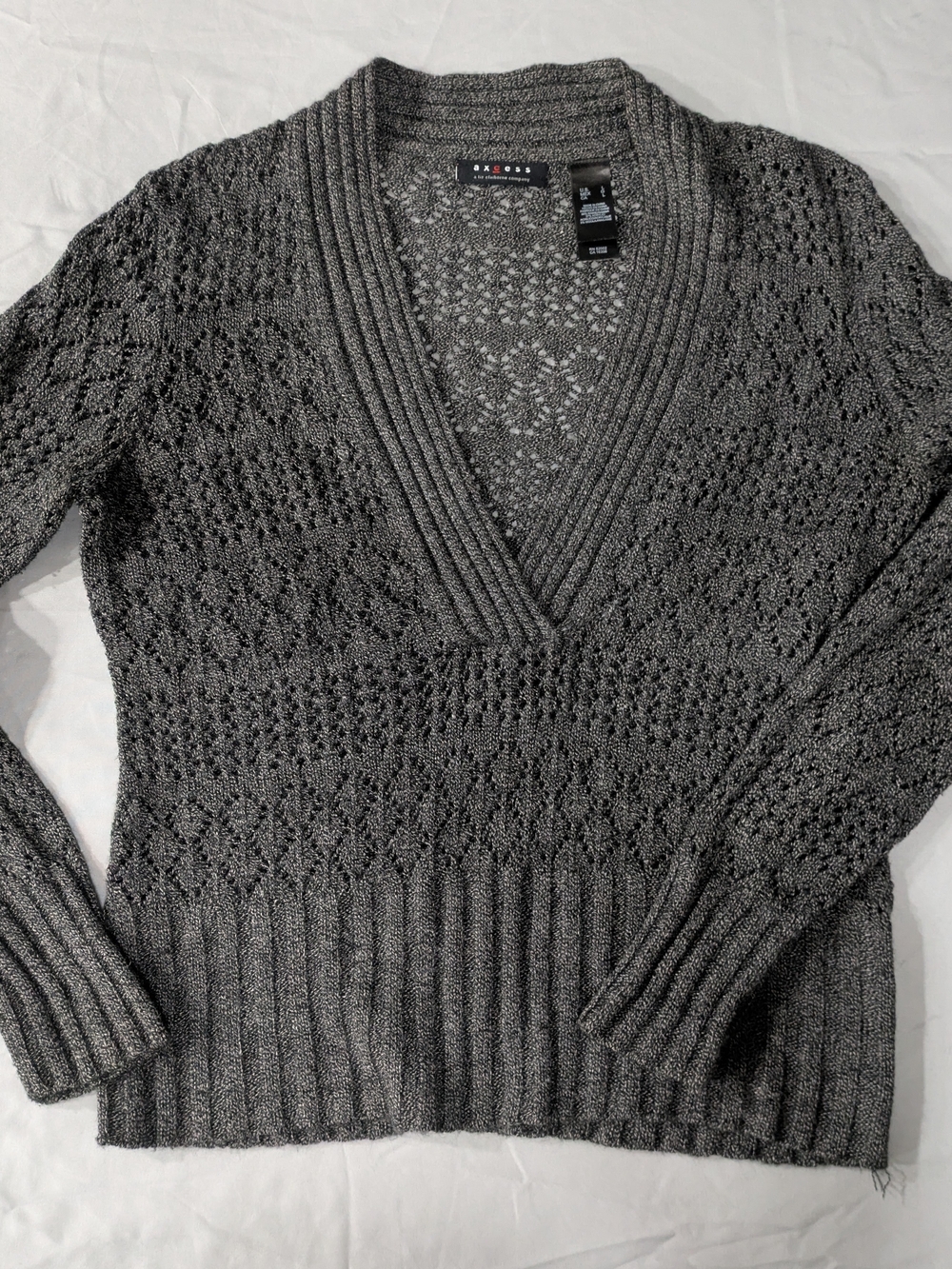 Axcess by Liz Claiborne Open-Knit V-Neck Sweater - Charcoal Gray - Size Large